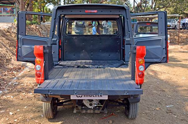 Driving experience in the Eicher Polaris Multix  