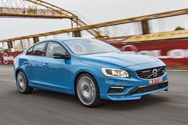 2017 Volvo S60 Polestar review, track drive