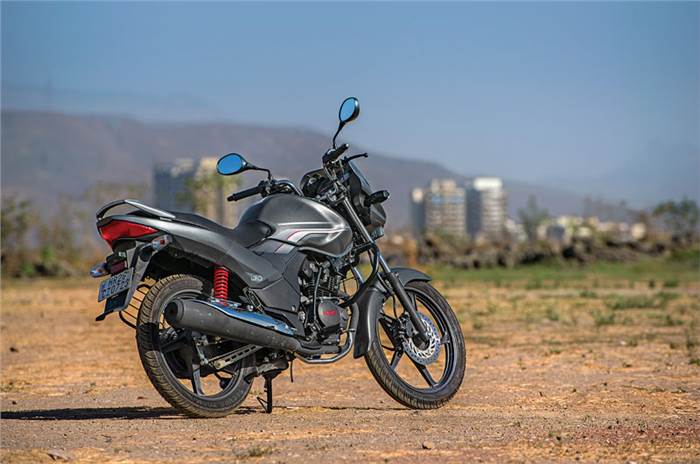 Bajaj V15 vs Hero Achiever 150 comparison