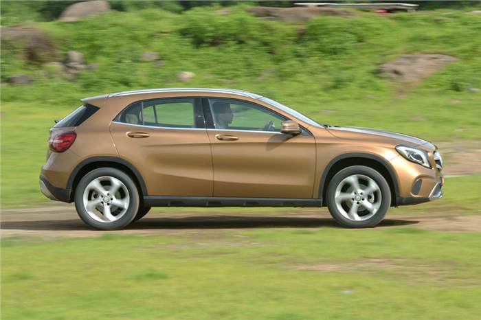 2017 Mercedes GLA facelift review, test drive 