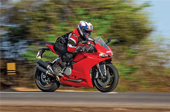 2017 Ducati Panigale 959 review, road test