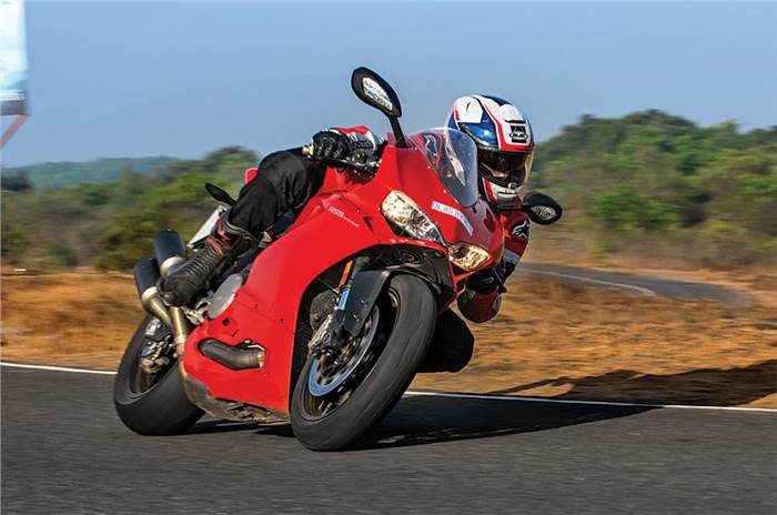 2017 Ducati Panigale 959 review, road test