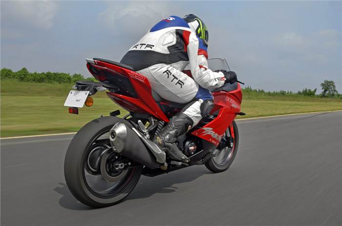 2018 TVS Apache RR 310 review, test ride