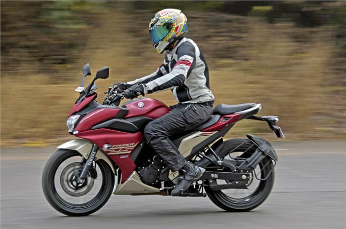 2017 Yamaha Fazer 25 review, test ride