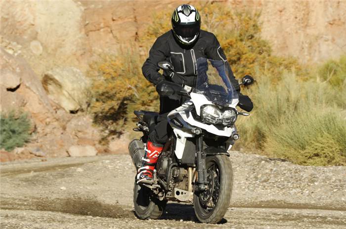 2018 Triumph Tiger 1200 XRT, XCA review, test ride