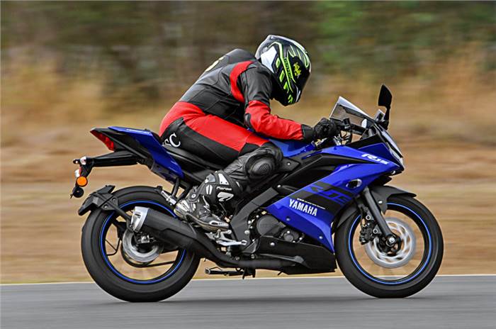 2018 Yamaha YZF-R15 V3.0 review, track ride