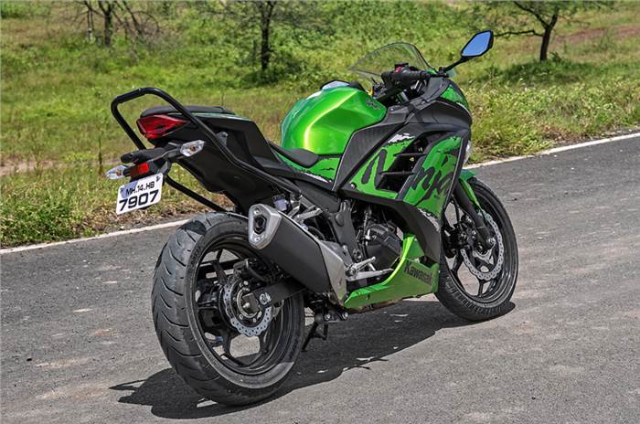 2018 Kawasaki Ninja 300 review, test ride