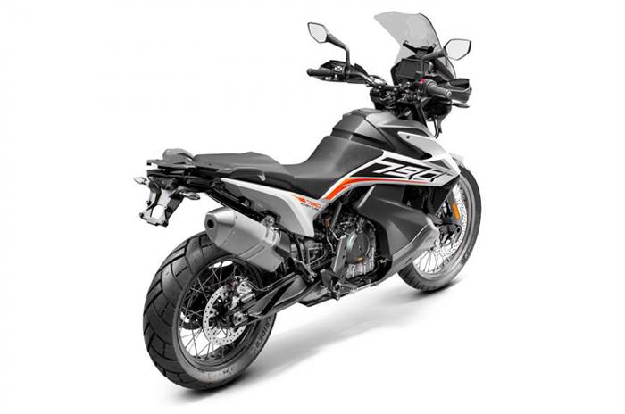 2018 EICMA: KTM 790 Adventure showcased