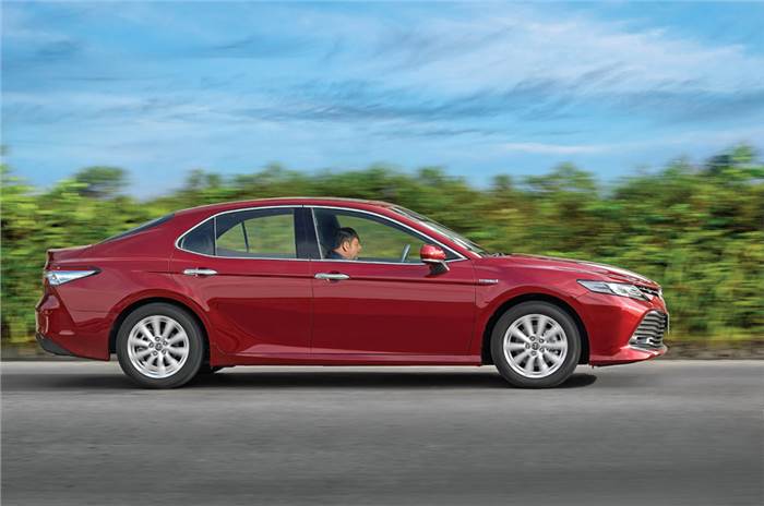 New Toyota Camry Hybrid review, test drive