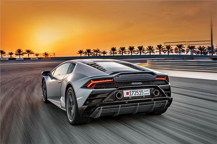 Lamborghini Hurac&#225;n Evo review, test drive