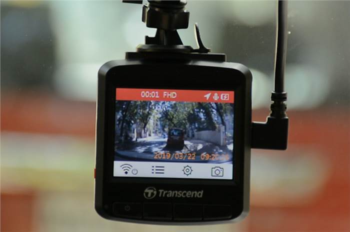 Transcend DrivePro 230 dashcam review