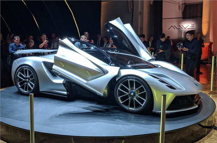 Lotus Evija electric hypercar unveiled