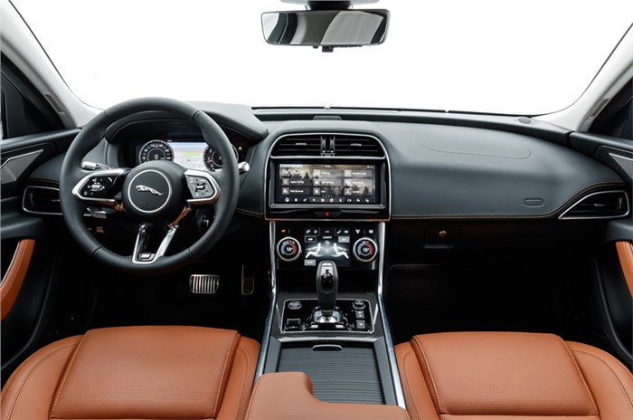 2020 Jaguar XE Model Information