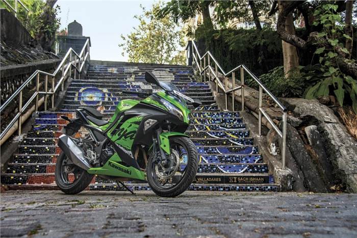 Kawasaki Ninja 300 long term review, first report