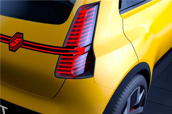 2021 Renault 5 Prototype electric hatchback concept unveiled