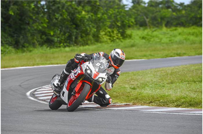 2021 TVS Apache RR 310 review, track ride