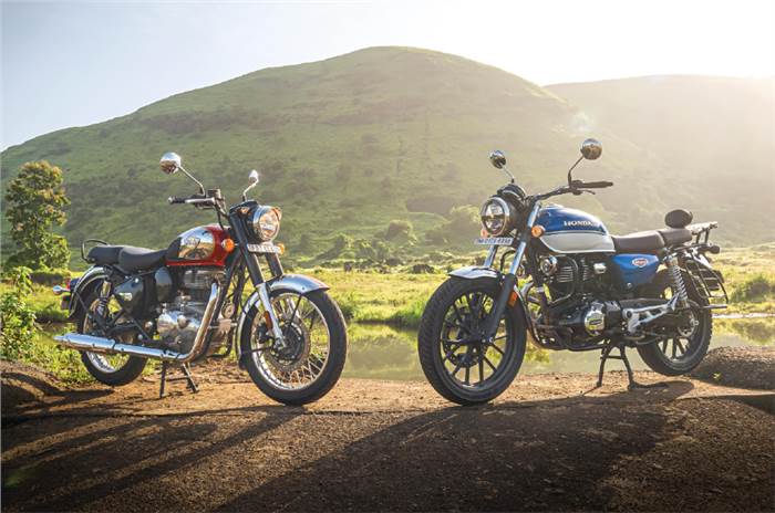 2021 Royal Enfield Classic 350 vs Honda H'ness CB350 comparison