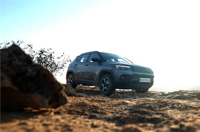 Jeep Compass Trailhawk exterior front