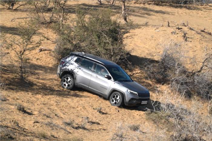 Jeep Compass Trailhawk exterior side