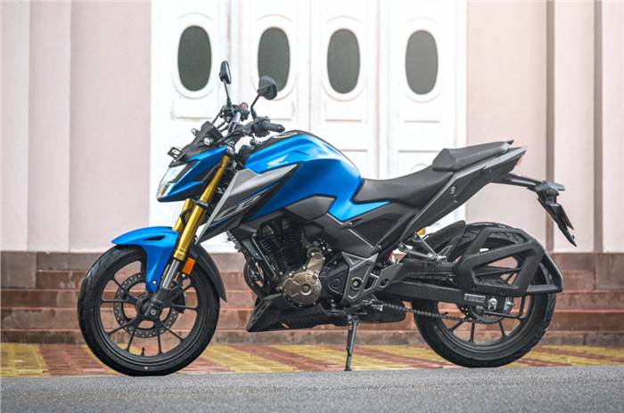 Honda CB300F review: a more accessible CB300R?