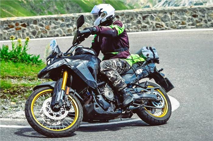 Suzuki V-Strom 700 parallel-twin spy shot.