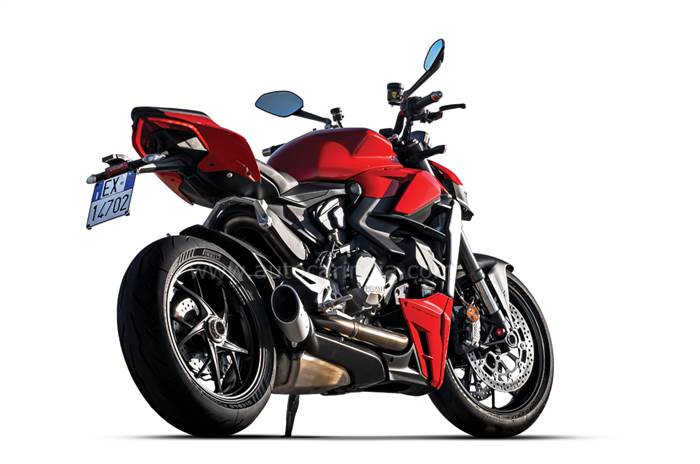 Ducati Streetfighter V2 review.