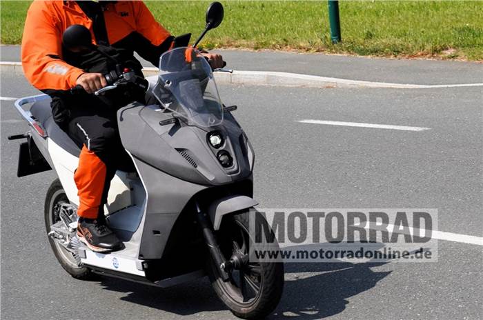 KTM/Husqvarna e-scooter spotted testing