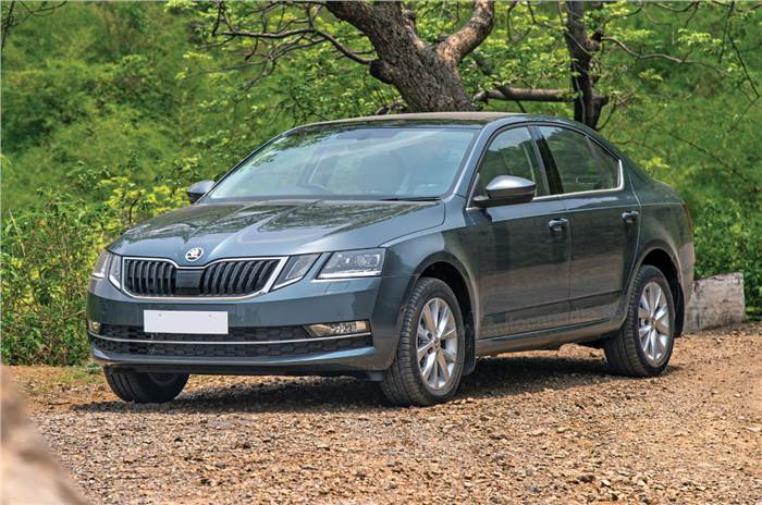 Skoda Octavia exterior front static image