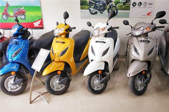 Bike, scooter sales see healthy surge during festive season