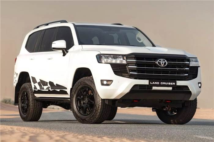 Toyota Land Cruiser 10th Victory Edition revealed