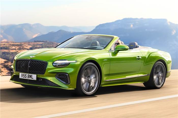 New Bentley Continental GTC front quarter 