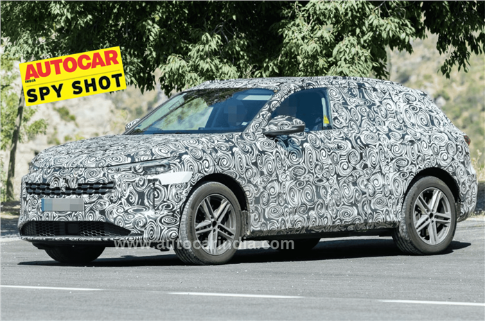 Third-gen Audi Q5 front spied