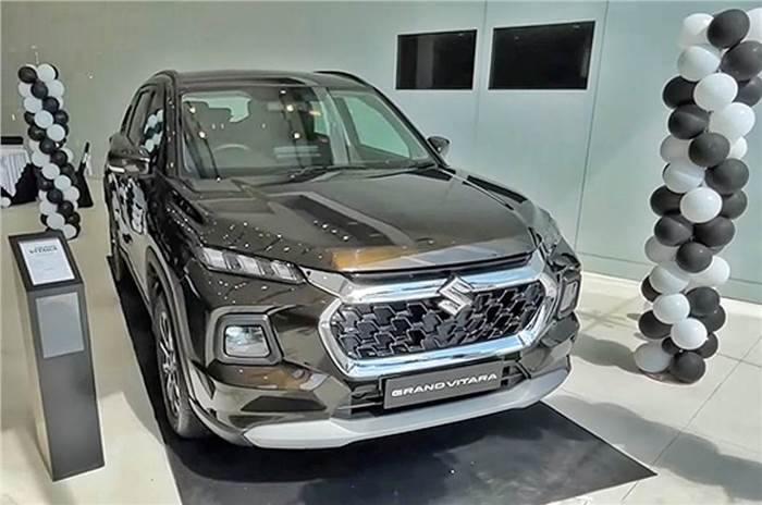 Maruti Grand Vitara Showroom