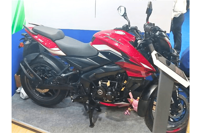 Bajaj Pulsar NS160, flex fuel bike, price