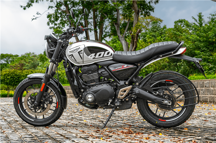 Triumph Speed T4 side static