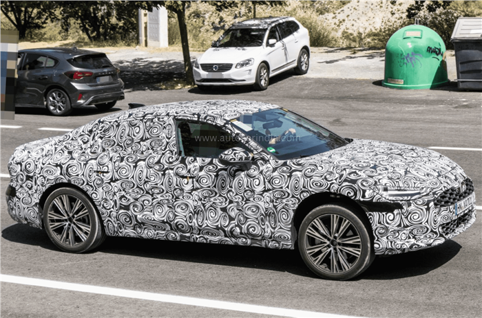 New Audi A7 sedan gets ready to replace the A6