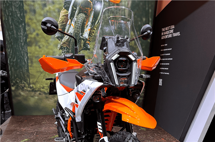 KTM 390 Adventure S, 390 Adventure X