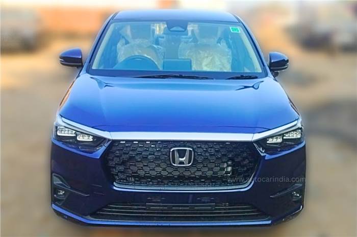 2025 Honda Amaze front blue