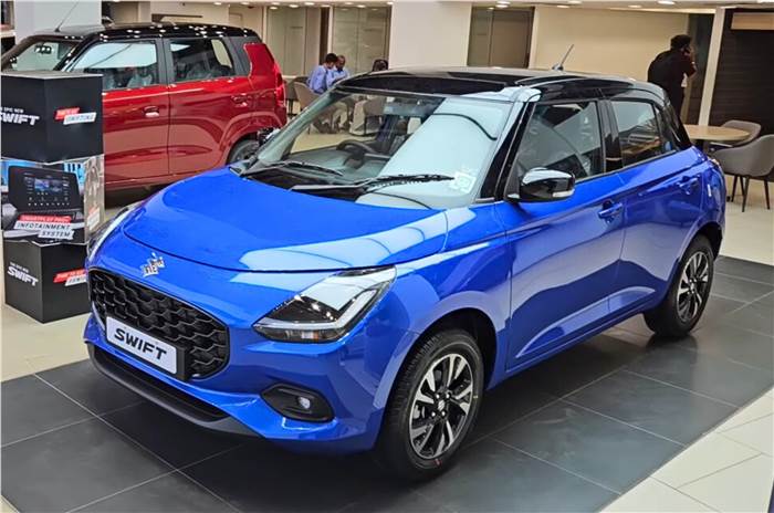 Maruti Swift Arena showroom