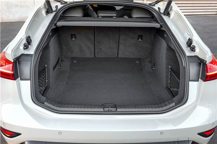 Audi A6 e-tron Sportback boot space