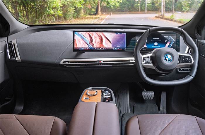 BMW iX50 interior