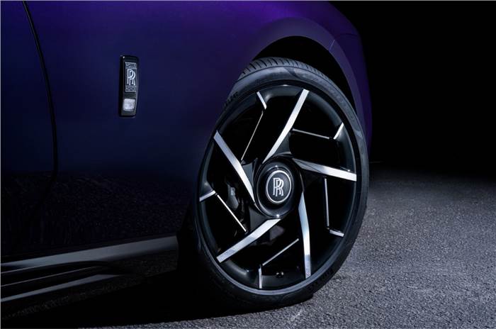 Rolls Royce Spectre Black Badge wheels