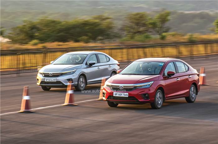 Honda City petrol vs City hybrid 