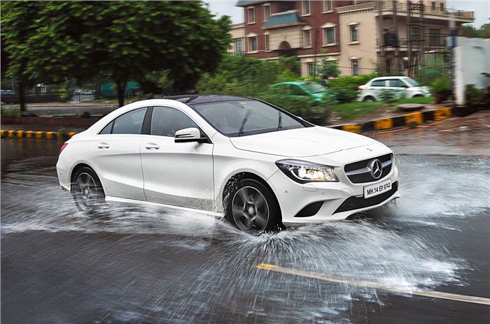 Monsoon car driving tips