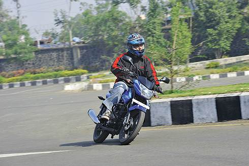 2009 Bajaj XCD 135 review, test ride 