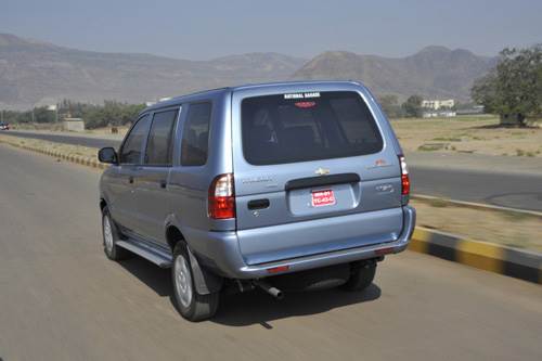 Chevrolet Tavera SS-D1 Neo(8-seater)