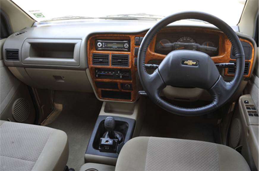Chevrolet Tavera Ss D1 Neo 8 Seater Autocar India