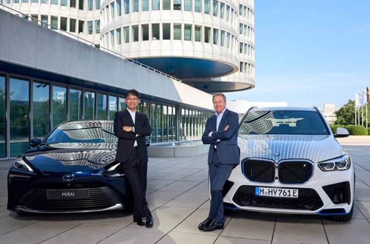 BMW Set to Revolutionize Automotive Industry with Mass-Produced Hydrogen-Powered Vehicles