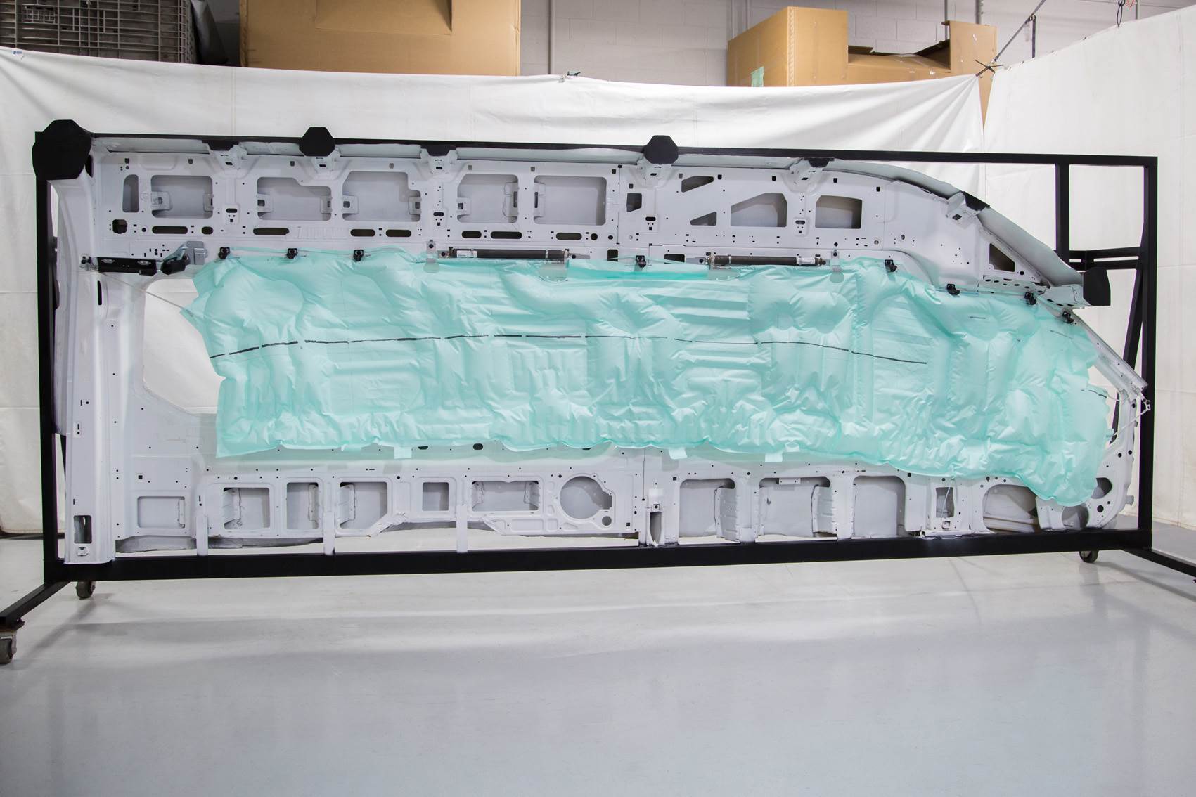 Ford and TRW Automotive collaborate for innovative fiverow sidecurtain airbag Autocar