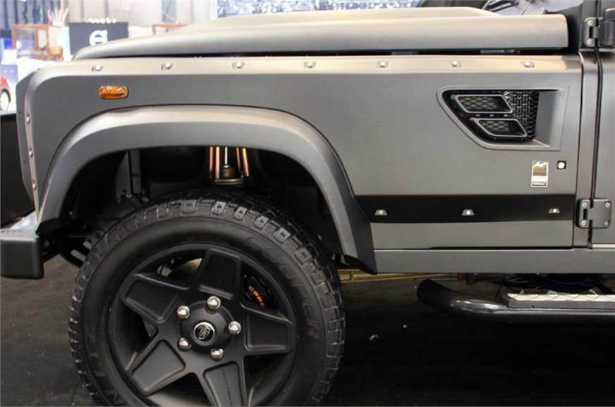 Kahn Design Flying Huntsman 6x6 Unveiled Autocar India